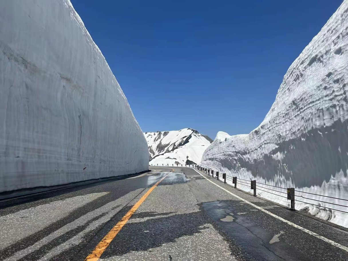 立山黑部雪之大谷